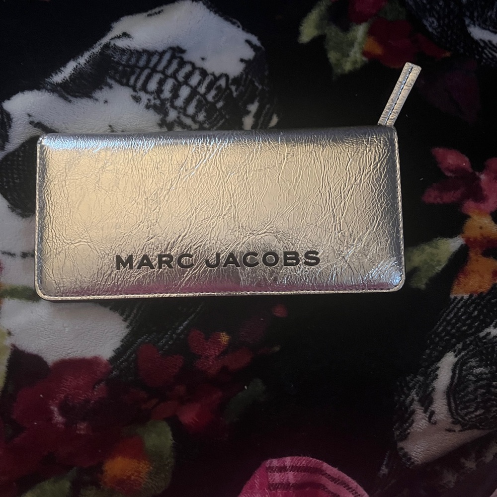 Marc Jacobs Metallic Silver Wallet